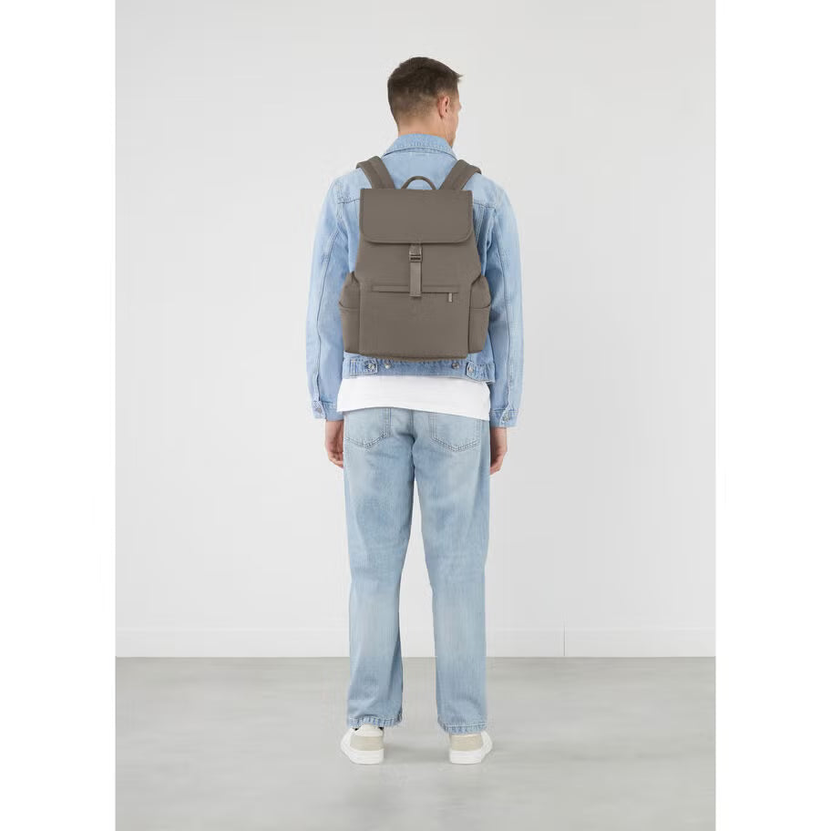 Flap Buckle 23L Commute Laptop Backpack