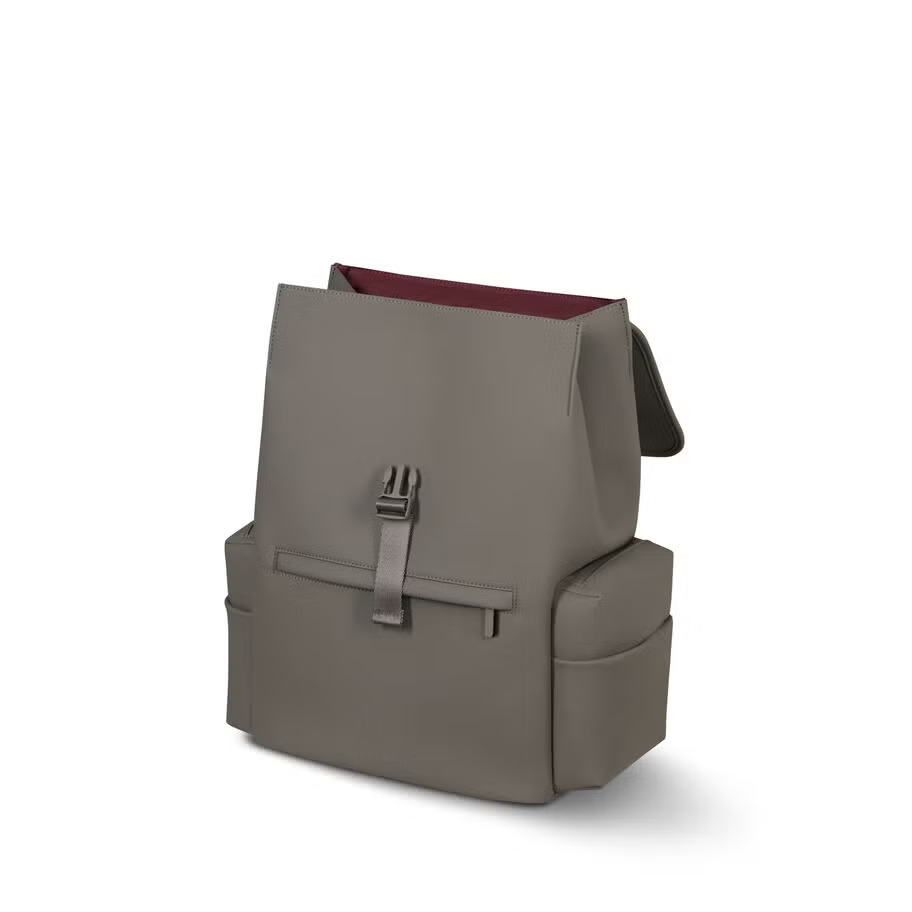 Flap Buckle 23L Commute Laptop Backpack